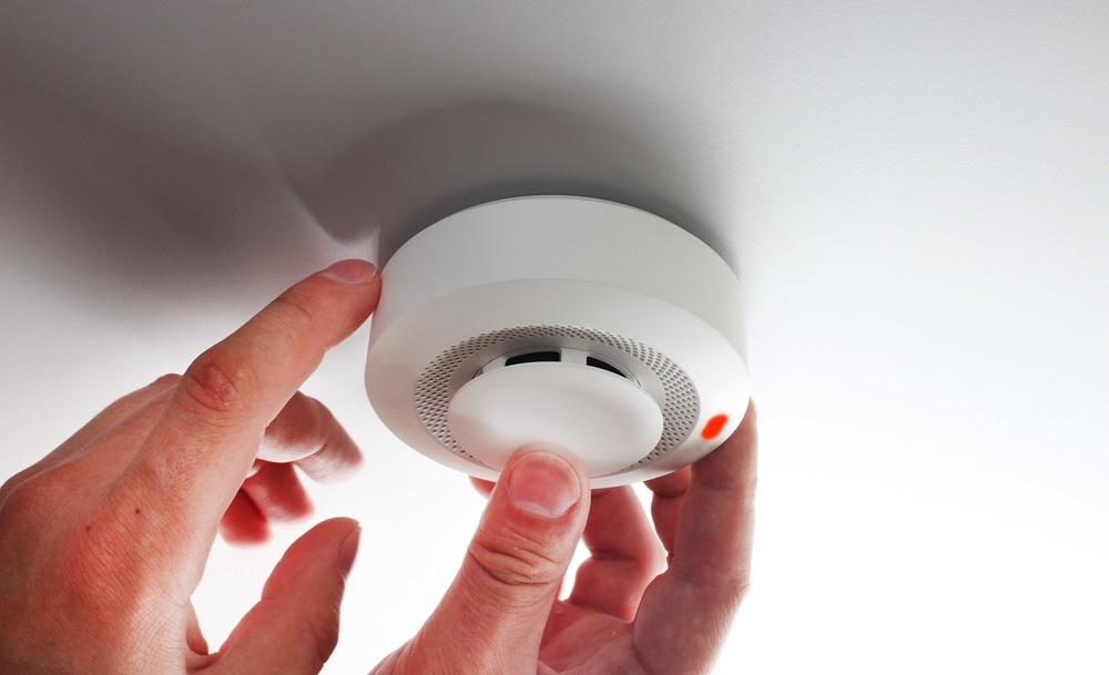 Thiết bị được thiết kế nhỏ gọn, giao diện hiển thị rõ ràng và cực kỳ dễ thao tác.