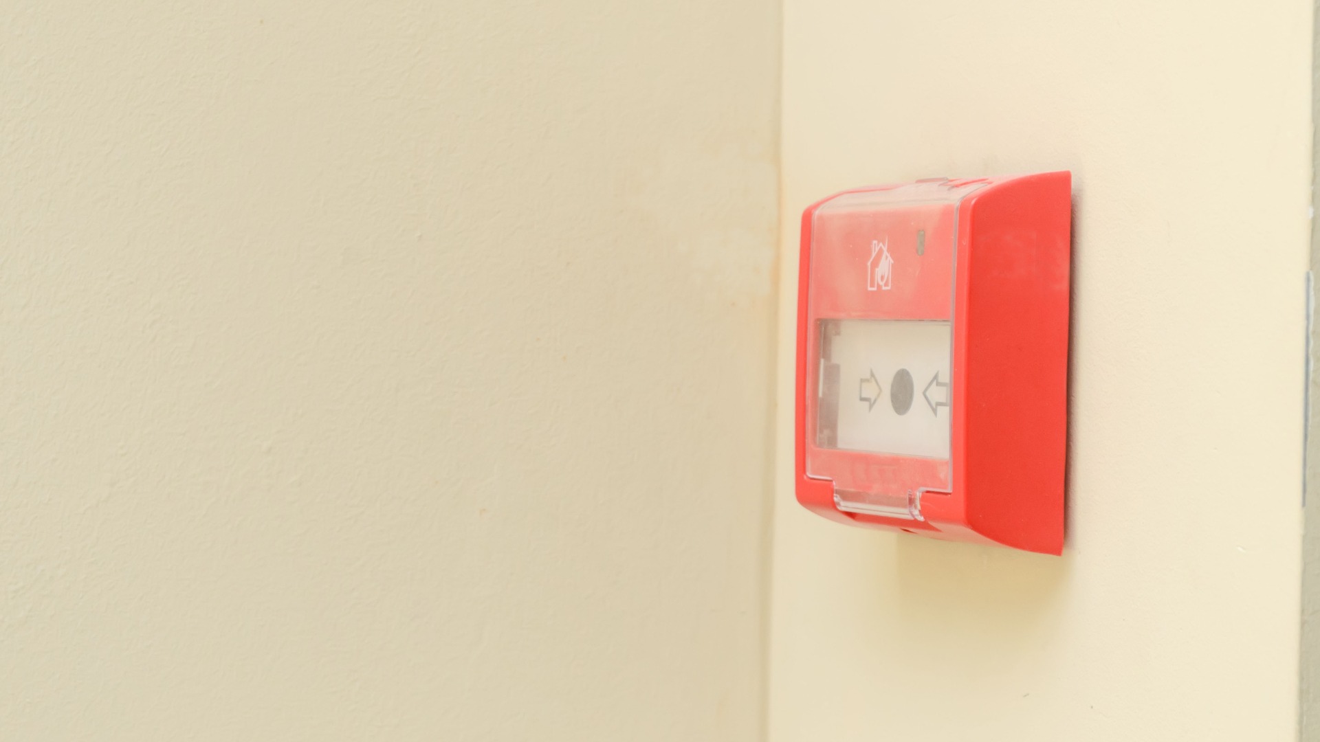 Nút nhấn khẩn Yunyang đóng vai trò kích hoạt hệ thống báo cháy nhanh nhất khi có sự cố khẩn cấp