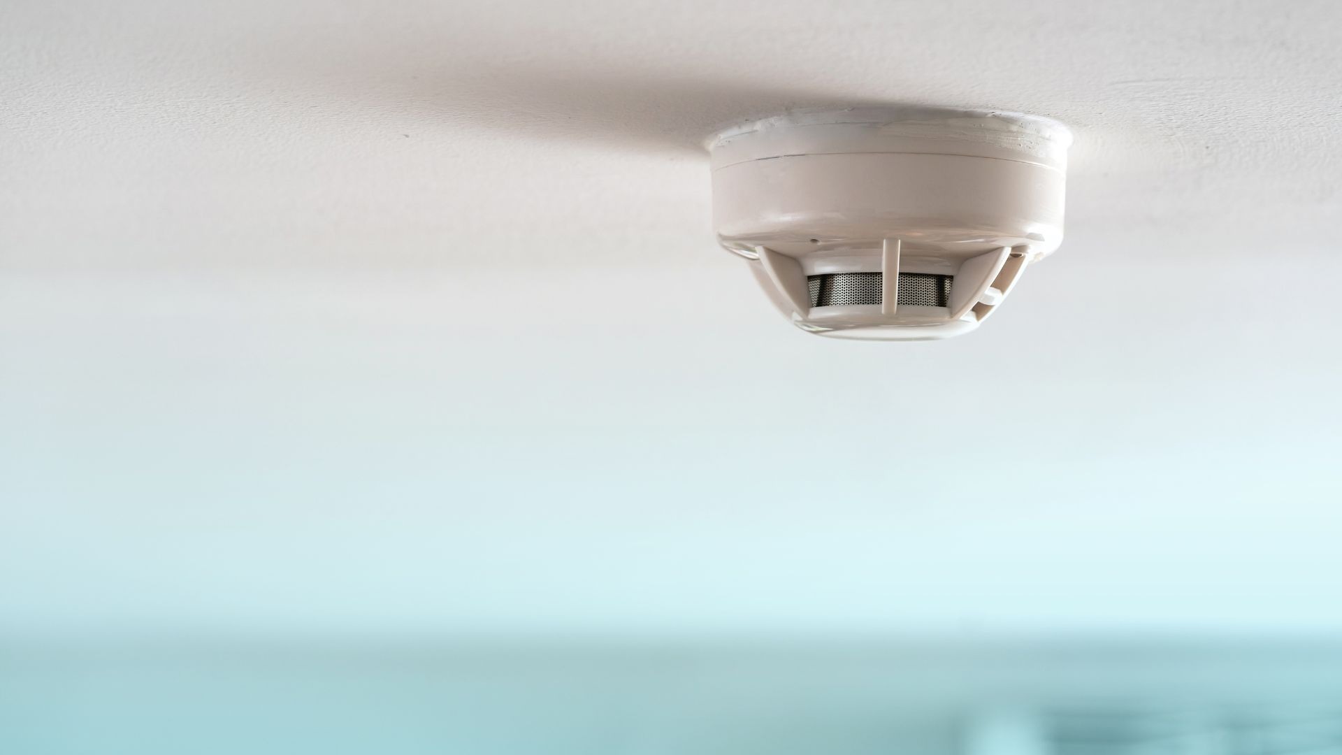Đầu báo khói quang có khả năng phát hiện cháy sớm trước khi lửa bùng phát lớn Đầu báo khói quang có khả năng phát hiện cháy sớm trước khi lửa bùng phát lớn