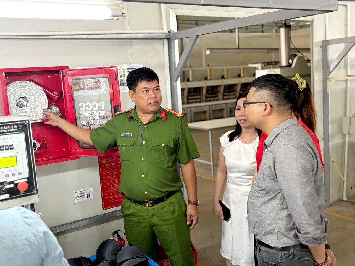 Mua vòi phòng cháy chữa cháyTomoken trên các sàn thương mại điện tử là lựa chọn khá tiện lợi hiện nay