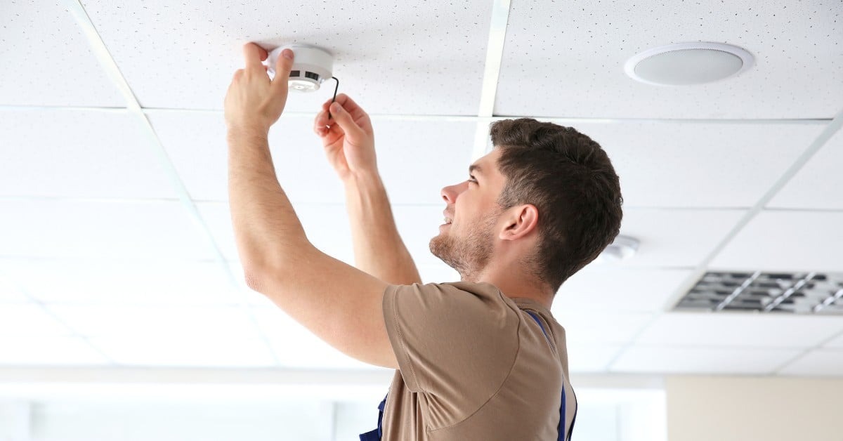 Việc xử lý sự cố thiết bị báo cháy cần thực hiện nhanh chóng, đúng quy trình để đảm bảo an toàn