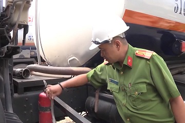 Xe bồn chở xăng, dầu phải đảm bảo các quy định về an toàn PCCC