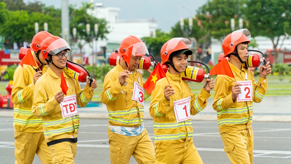 Trang phục bảo hộ PCCC giúp người dùng an toàn khi xử lý cháy nổ hiệu quả