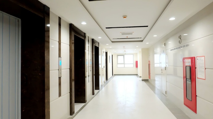tủ chữa cháy âm tường thường được thiết kế gọn gàng và tiết kiệm không gian