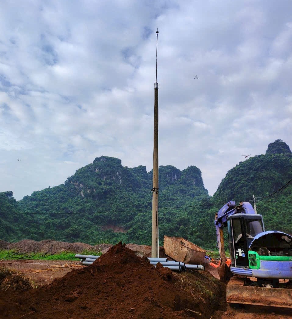 Những công trình có quy mô lớn thường bắt buộc phải lắp đặt hệ thống chống sét chuyên dụng. Những công trình có quy mô lớn thường bắt buộc phải lắp đặt hệ thống chống sét chuyên dụng.