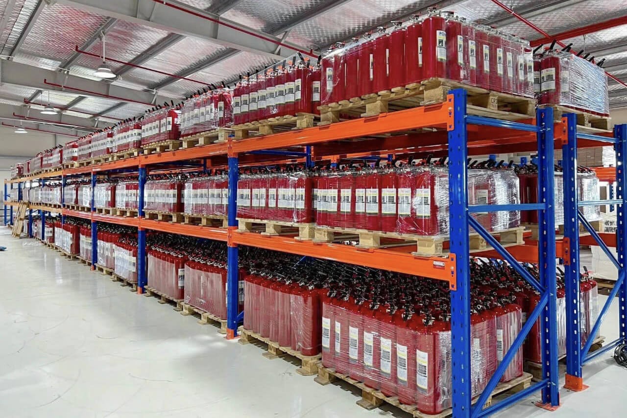 PCCC Hoàng Nhật Hưng luôn chú trọng hậu mãi cho khách hàng sử dụng bình chữa cháy
