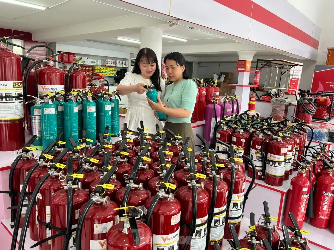 đội ngũ tư vấn chuyên nghiệp, tận tâm và am hiểu sản phẩm