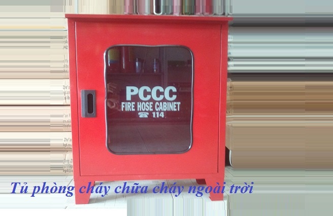 Tủ PCCC ngoài trời kích thước 700 x 1200 x 250 là loại tủ có chân & có mái che